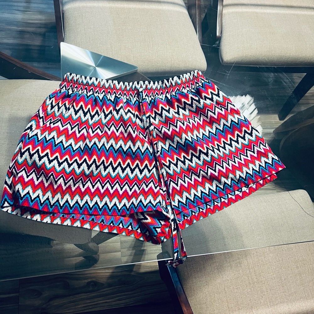 Drawstring print shorts